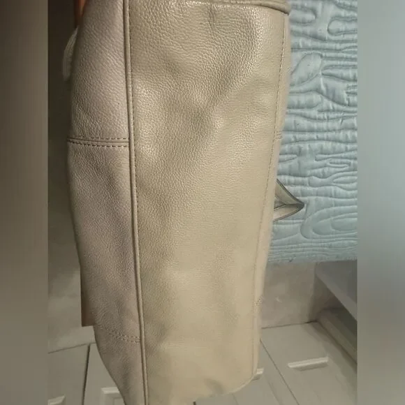 Tignanello Tan organizer bag - Picture 8 of 8